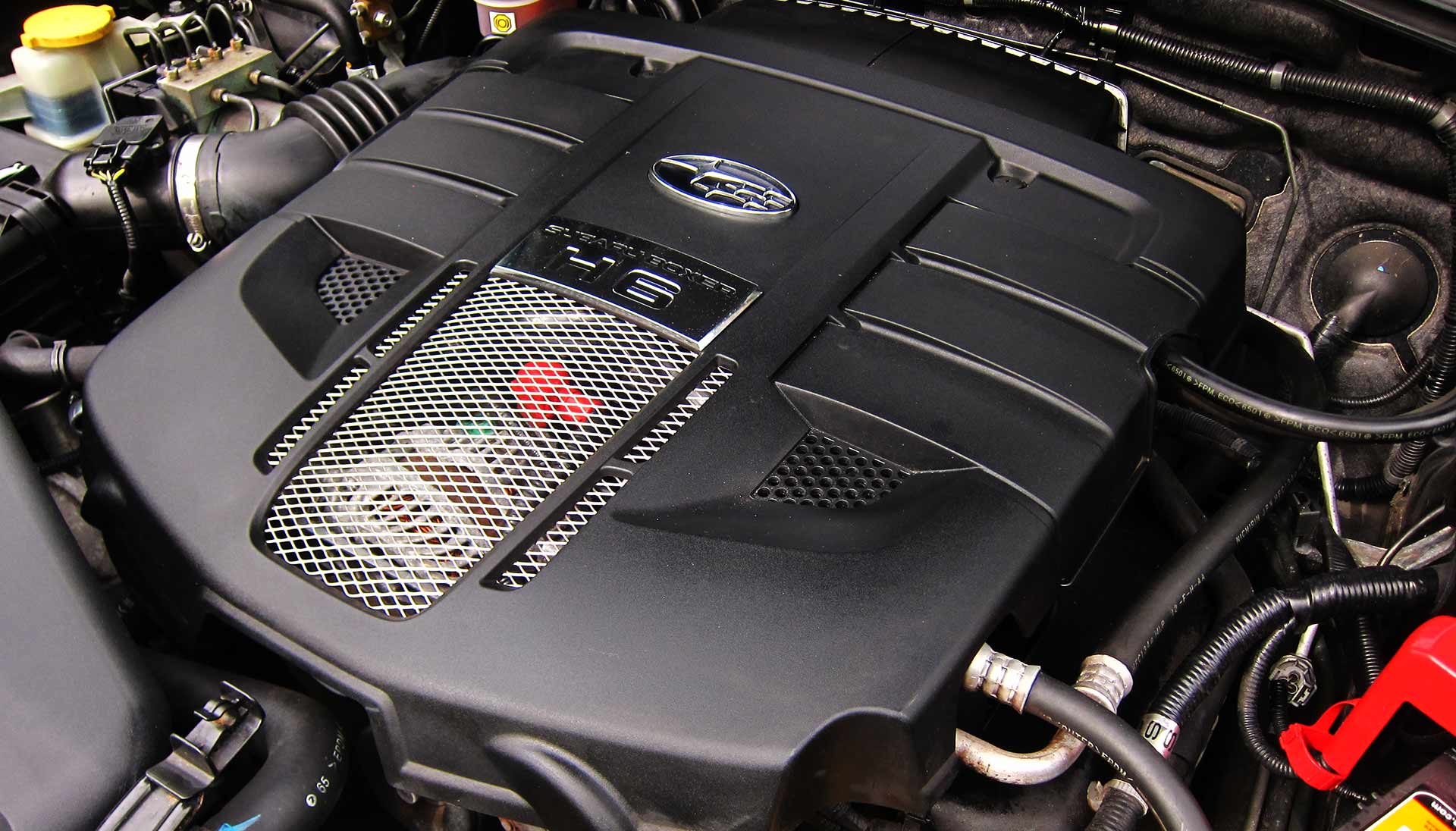 Subaru flat six engine